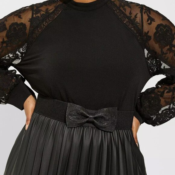 Torrid Black Bow Stretch Belt - Size 1 - Picture 5 of 5